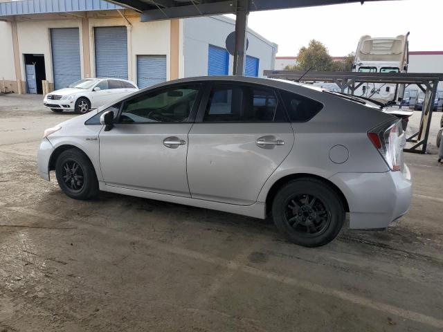 Photo 2 from auction – 2015 TOYOTA PRIUS with VIN JTDKN3DU6F0436417