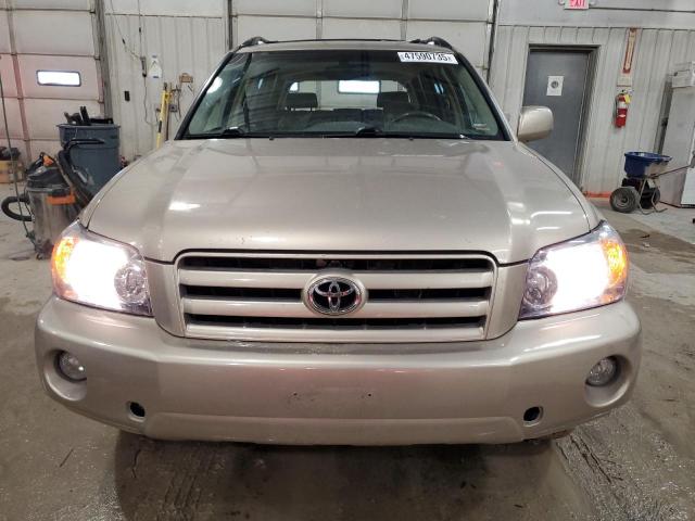 Снимка 5 от търг – 2005 TOYOTA HIGHLANDER с VIN JTEEP21A450092074