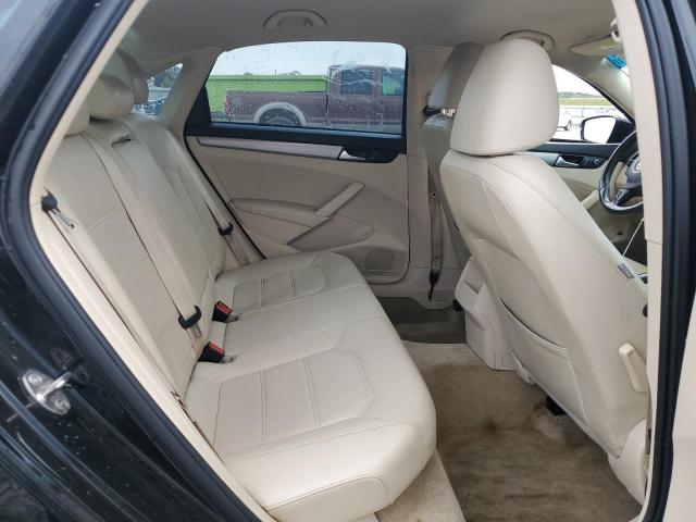 Photo 10 from auction – 2015 VOLKSWAGEN PASSAT S with VIN 1VWAT7A34FC060719