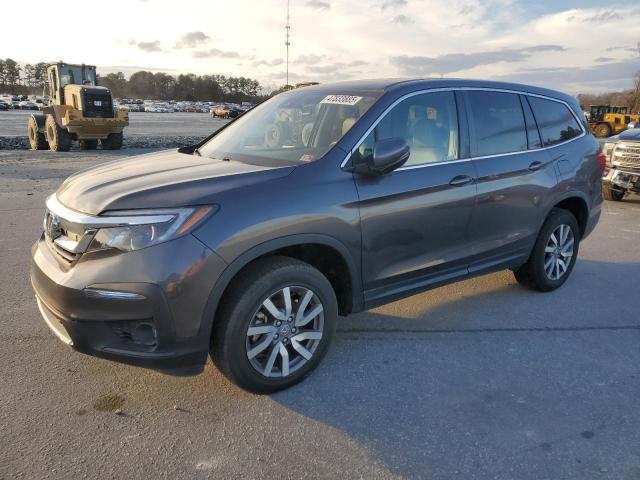 HONDA PILOT EXL 2019 with VIN 5FNYF6H54KB070254 - Photo from auction