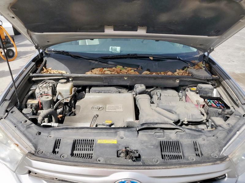 Photo 12 from auction – 2011 TOYOTA HIGHLANDER with VIN JTEBC3EH9B2002235