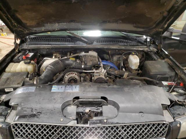 Photo 11 from auction – 2003 CHEVROLET SILVERADO with VIN 1GCHK23183F174056