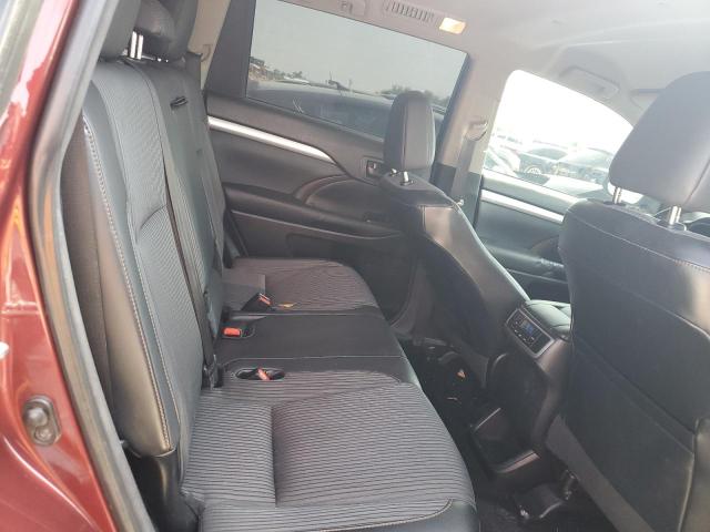 Photo 11 from auction – 2015 TOYOTA HIGHLANDER with VIN 5TDZKRFHXFS083123
