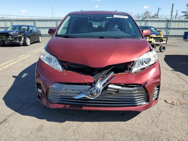 Photo 5 from auction – 2018 TOYOTA SIENNA XLE with VIN 5TDYZ3DC7JS938851