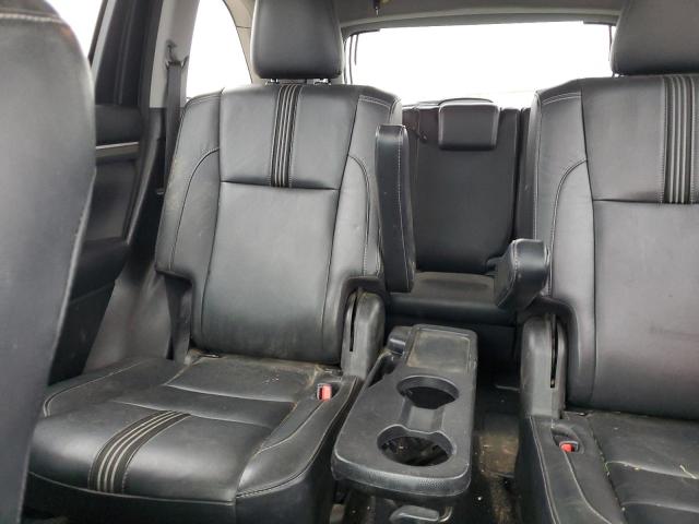 Снимка 10 от търг – 2018 TOYOTA HIGHLANDER с VIN 5TDJZRFH5JS541345