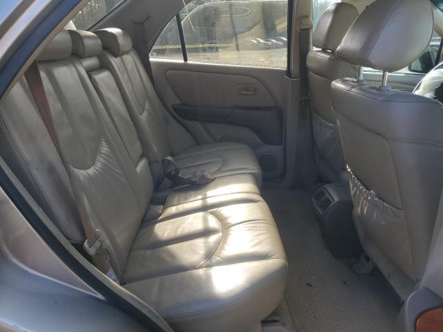 Photo 11 from auction – 2000 LEXUS RX 300 with VIN JT6HF10U1Y0106065