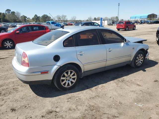 Photo 3 from auction – 2003 VOLKSWAGEN PASSAT GLS with VIN WVWPH63B73P266747