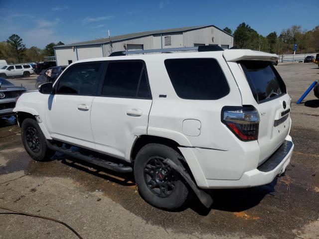 Photo 2 from auction – 2020 TOYOTA 4RUNNER SR with VIN JTEZU5JRXL5225065