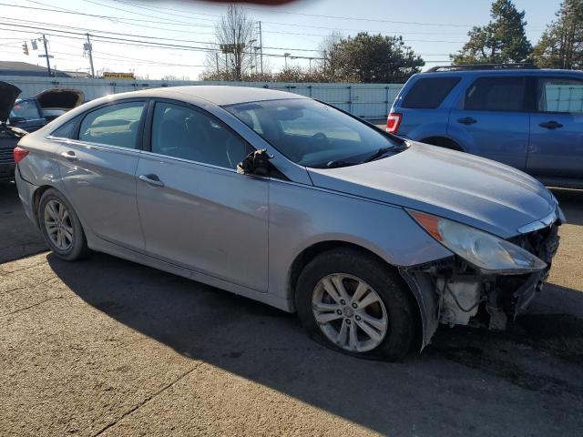 Photo 4 from auction – 2011 HYUNDAI SONATA GLS with VIN 5NPEB4AC2BH204532