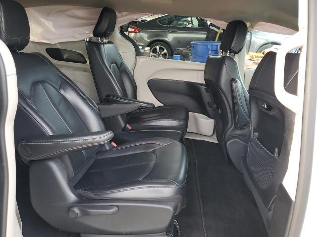 Photo 11 from auction – 2022 CHRYSLER PACIFICA H with VIN 2C4RC1L79NR211062