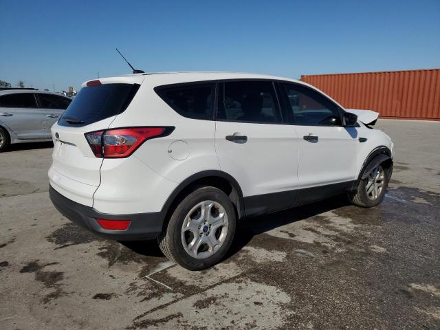 Photo 3 from auction – 2017 FORD ESCAPE S with VIN 1FMCU0F70HUE35803