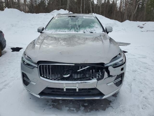 Photo 5 from auction – 2023 VOLVO XC60 PLUS with VIN LYV062RN2PB249499