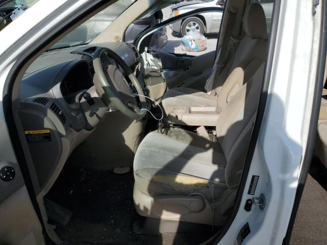 Photo 7 from auction – 2011 KIA SEDONA LX with VIN KNDMG4C76B6372102