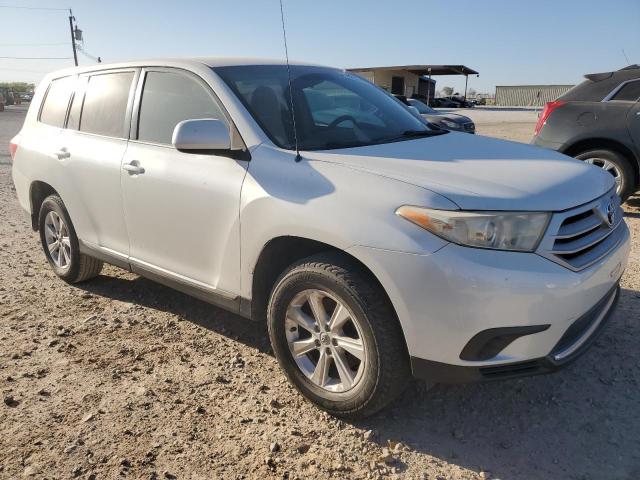Снимка 4 от търг – 2011 TOYOTA HIGHLANDER с VIN 5TDZK3EHXBS027630