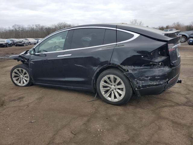 Снимка 2 от търг – 2017 TESLA MODEL X с VIN 5YJXCDE23HF049570