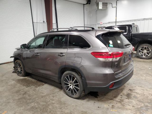 Photo 2 from auction – 2017 TOYOTA HIGHLANDER with VIN 5TDJZRFH7HS463340