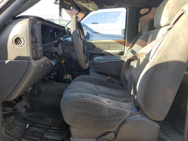 Photo 7 from auction – 2004 CHEVROLET SILVERADO with VIN 1GCHC23U84F174700