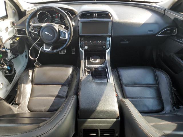 Photo 8 from auction – 2019 JAGUAR XE PRESTIG with VIN SAJAE4FX9KCP46323