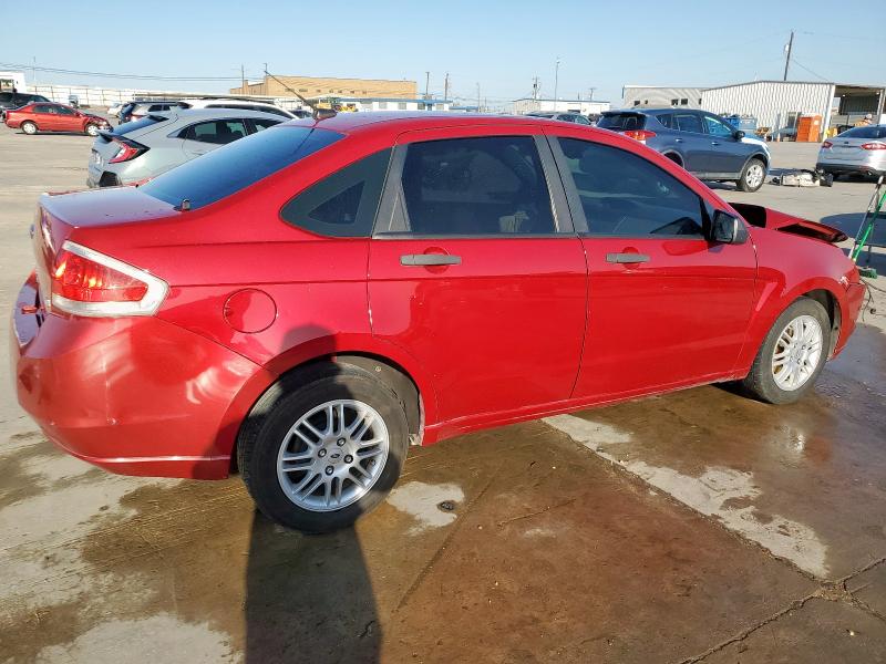 Photo 3 from auction – 2011 FORD FOCUS SE with VIN 1FAHP3FN0BW102875