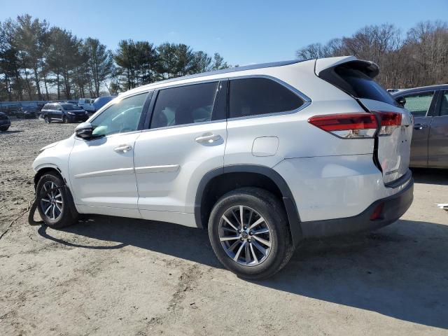 Снимка 2 от търг – 2017 TOYOTA HIGHLANDER с VIN 5TDJZRFH8HS522542