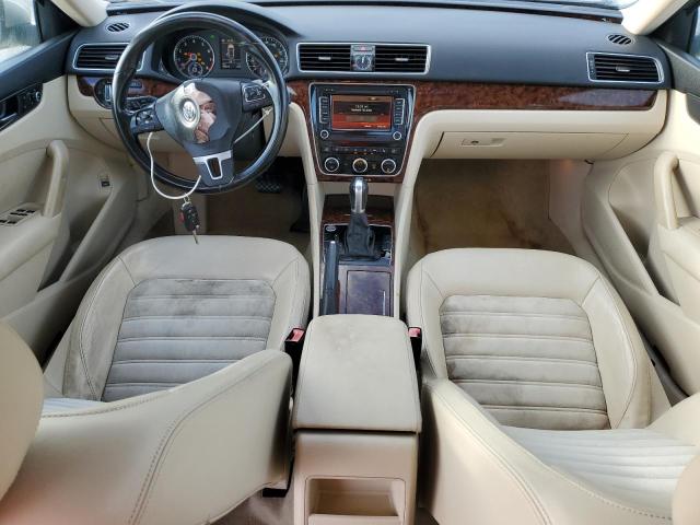 Photo 8 from auction – 2012 VOLKSWAGEN PASSAT SEL with VIN 1VWCM7A33CC011447
