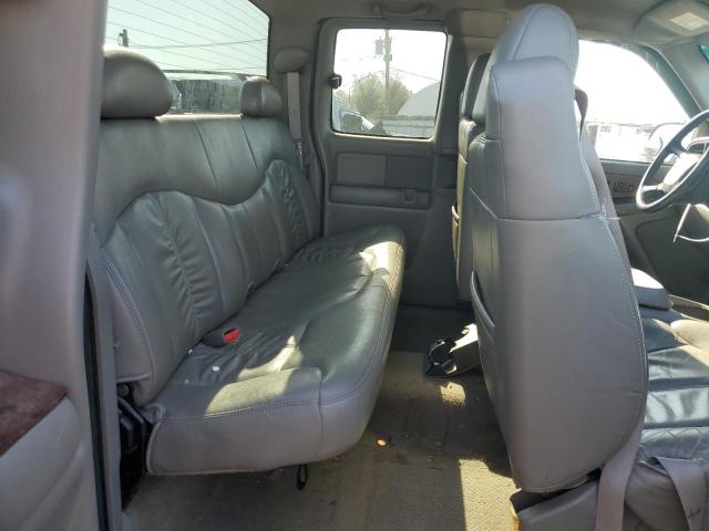 Photo 10 from auction – 2002 CHEVROLET SILVERADO with VIN 2GCEK19T221238930
