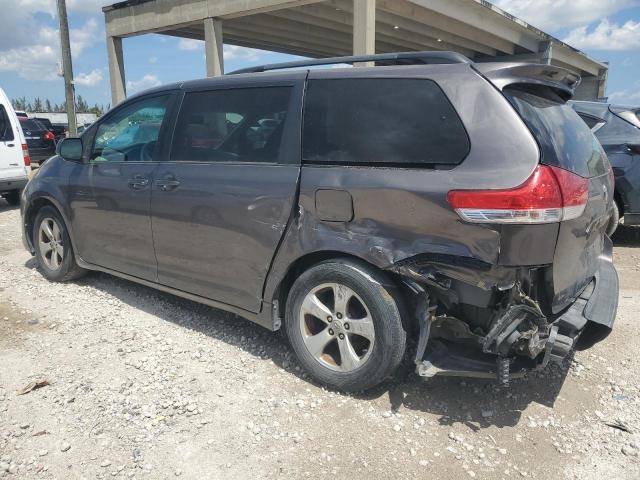 Photo 2 from auction – 2011 TOYOTA SIENNA LE with VIN 5TDKK3DC9BS070590