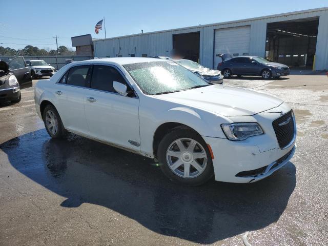 Photo 4 from auction – 2015 CHRYSLER 300 LIMITE with VIN 2C3CCAAG0FH867736