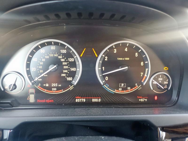 Photo 9 from auction – 2015 BMW X5 XDRIVE5 with VIN 5UXKR6C57F0J74647