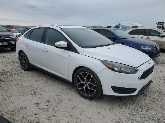 Photo 4 from auction – 2017 FORD FOCUS SEL with VIN 1FADP3H20HL248690