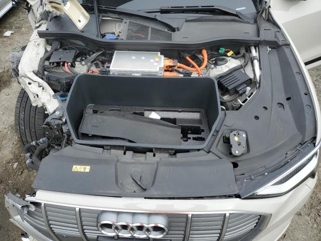 Photo 12 from auction – 2019 AUDI E-TRON PRE with VIN WA1LABGE8KB011840
