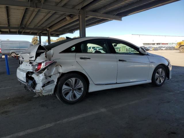 Photo 3 from auction – 2014 HYUNDAI SONATA HYB with VIN KMHEC4A44EA116157