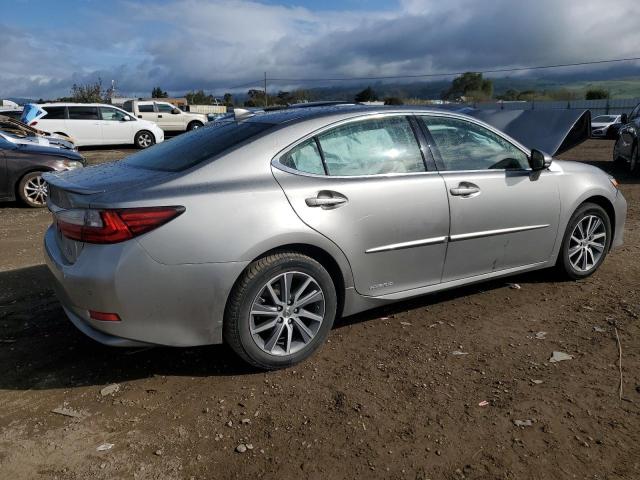 Снимка 3 от търг – 2018 LEXUS ES 300H с VIN JTHBW1GG2J2193997