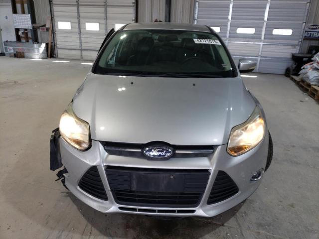 Снимка 5 от търг – 2014 FORD FOCUS SE с VIN 1FADP3F23EL196924