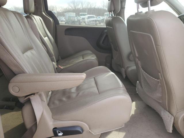 Photo 10 from auction – 2014 CHRYSLER TOWN & COU with VIN 2C4RC1BG3ER395612