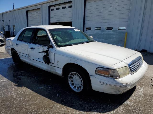 Photo 4 from auction – 2000 FORD CROWN VICT with VIN 2FAFP74W9YX187500