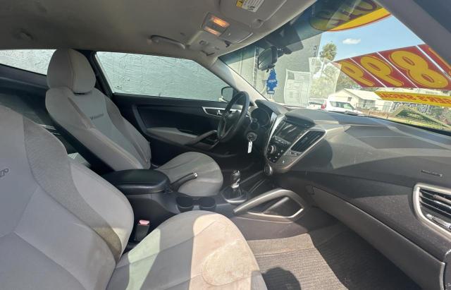 Photo 5 from auction – 2012 HYUNDAI VELOSTER with VIN KMHTC6AD6CU036826