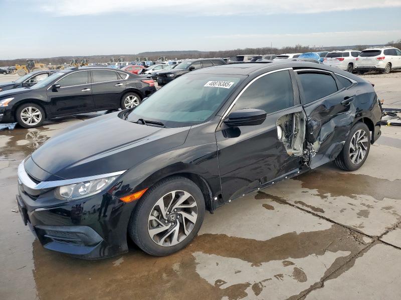 HONDA CIVIC EX 2017 с VIN 19XFC2F7XHE024052 - Фото с аукциона