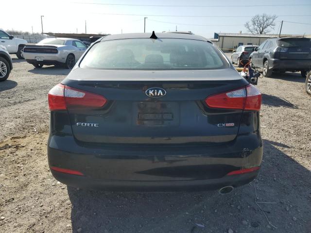 Photo 6 from auction – 2016 KIA FORTE EX with VIN KNAFZ4A85G5578522