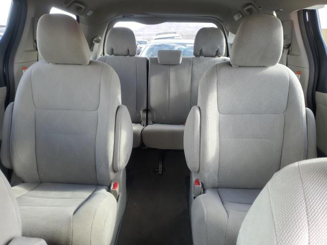 Photo 10 from auction – 2019 TOYOTA SIENNA with VIN 5TDZZ3DC4KS976558