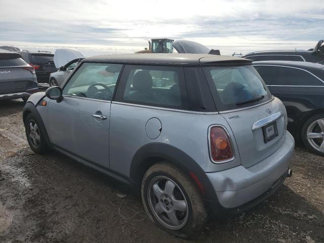 Photo 2 from auction – 2007 MINI COOPER with VIN WMWMF33587TL78484