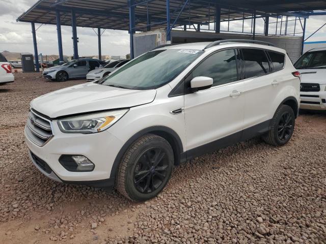 FORD ESCAPE SE 2017 z numerem VIN 1FMCU0GD2HUB61279 - Zdjęcie z aukcji