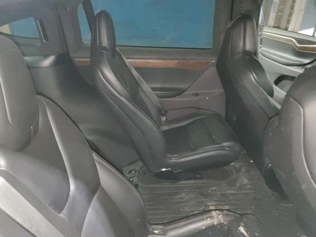 Photo 11 from auction – 2019 TESLA MODEL X with VIN 5YJXCBE27KF192064