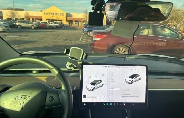 Photo 9 from auction – 2020 TESLA MODEL 3 with VIN 5YJ3E1EB9LF741882