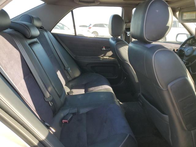 Photo 10 from auction – 2002 LEXUS IS 300 with VIN JTHBD192320055034