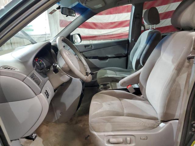 Photo 7 from auction – 2005 TOYOTA SIENNA LE with VIN 5TDBA23C05S054345