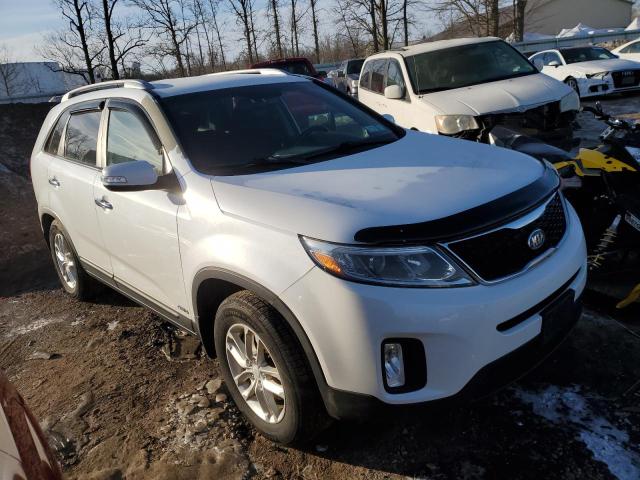Photo 4 from auction – 2014 KIA SORENTO LX with VIN 5XYKTCA67EG506740