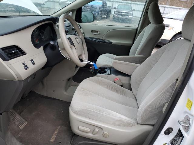 Photo 7 from auction – 2011 TOYOTA SIENNA LE with VIN 5TDJK3DC2BS005771
