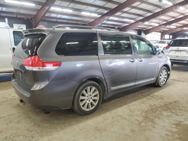 Photo 3 from auction – 2012 TOYOTA SIENNA XLE with VIN 5TDDK3DC7CS044581