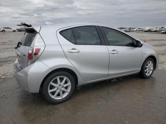 Photo 3 from auction – 2014 TOYOTA PRIUS C with VIN JTDKDTB31E1083915